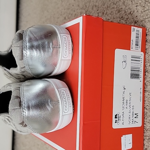 Coach Silver slip on sneakers - Picture 4 of 4